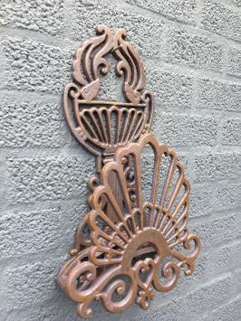 Schlauchhalter aus Gusseisen - wetterfest - Design aus dem Jahr 1900
